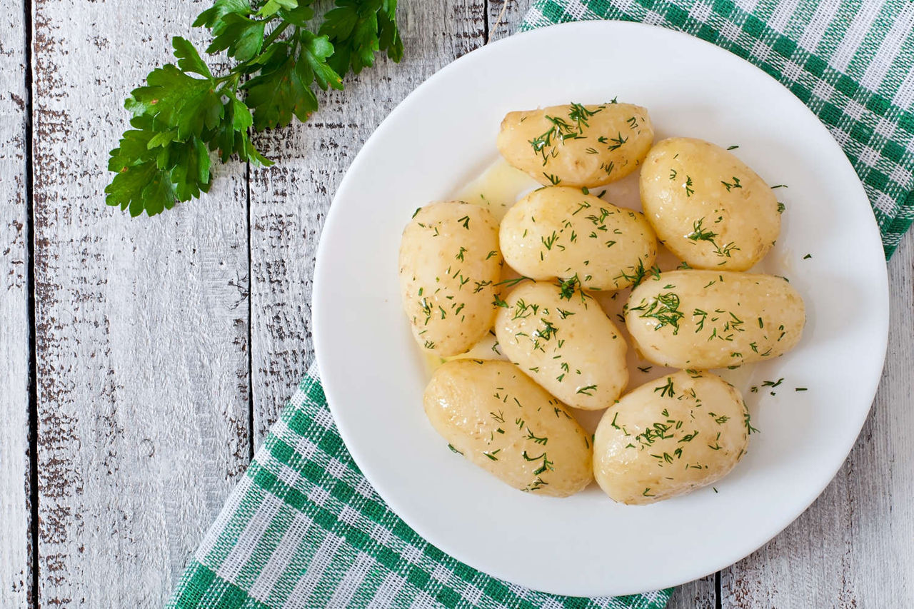 Названы продукты, опасные для сосудов.