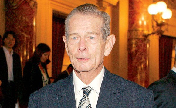 Regele Mihai are o nepoată de 18 ani. Cum arată tânăra