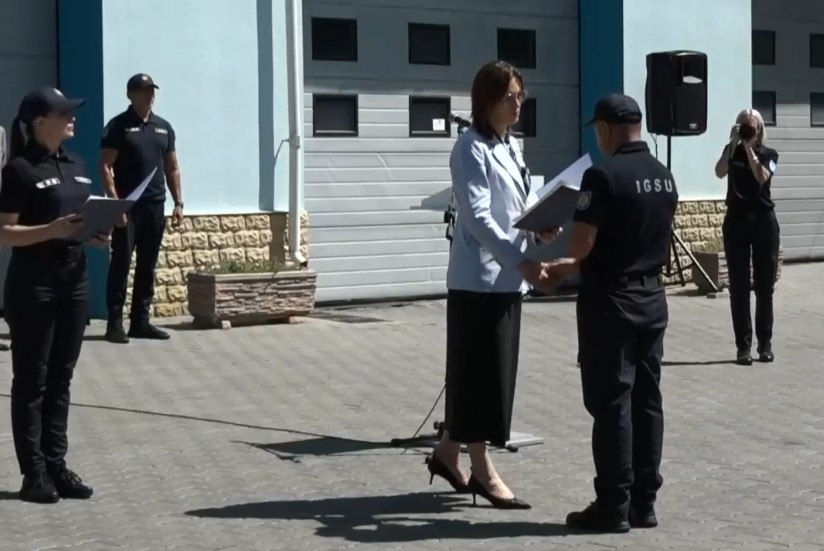 Молдавские пожарные вернулись из Греции: спасателей наградили за участие в миссии.