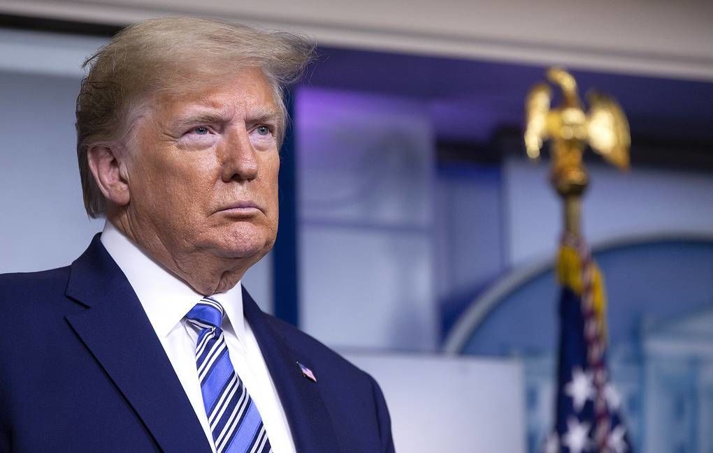 Трамп намерен подписать указ о приостановке иммиграции в США.