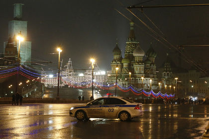 Покушение на оппозиционного политика Бориса Немцова, убитого в центре Москвы, могли совершить непрофессионалы.