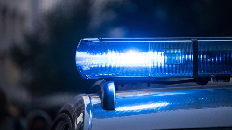 В Молдове 37-летний мужчина ударил ножом собственного ребёнка.