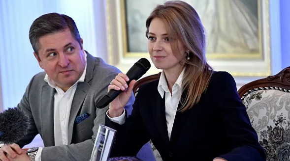 Муж Поклонской сообщил о расставании с ней.