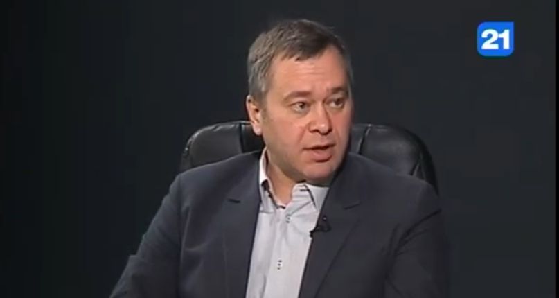 Журналист Артур Ефремов. 