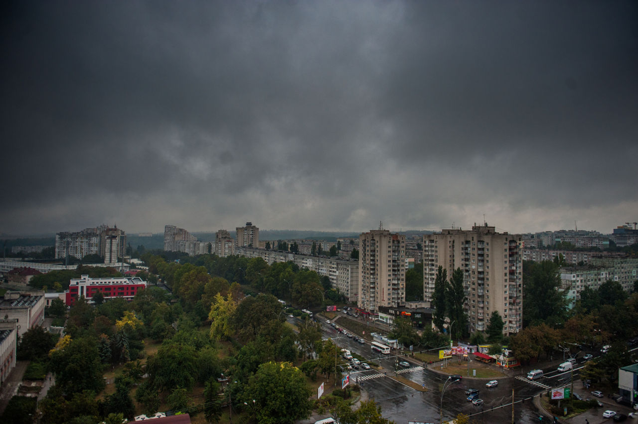 В Молдову придут сильные ливни: объявлено метеопредупреждение. Фото Point.md.