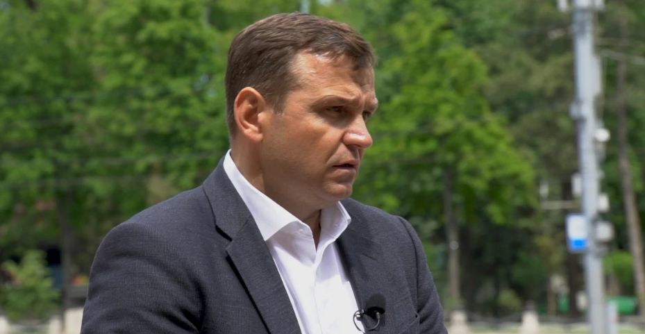 Нэстасе: У меня нет платных советчиков.