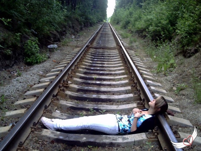 В году есть два пика самоубийств, первый из них приходится на конец осени, когда дни становятся короче.