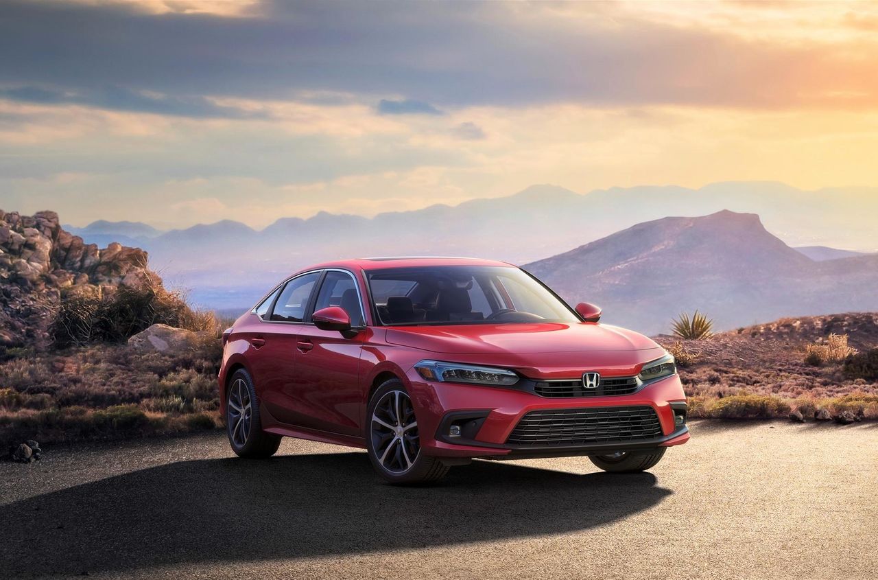 Honda представила новый Civic-седан.
