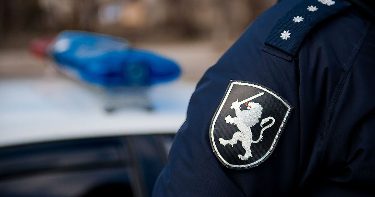 Un polițist, acuzat de trafic de droguri: Riscă până la 15 ani de închisoare.