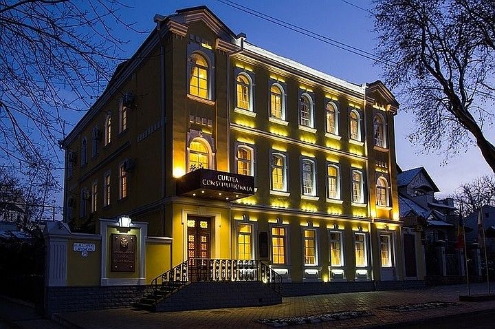 Администрация президента прокомментировала решение КС.