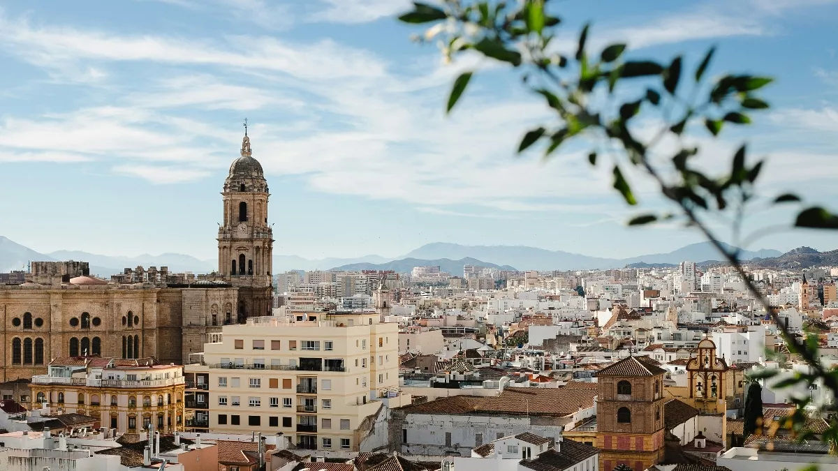 Málaga va interzice chiriile pe termen scurt pentru turiști în 43 de cartiere.