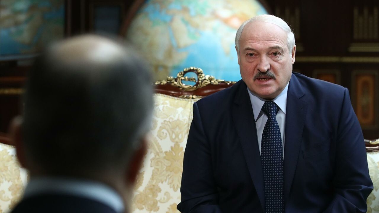 Лукашенко заявил, что готов вместе с Россией противостоять США.