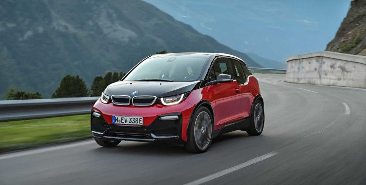 BMW сменят названия всех своих автомобилей.