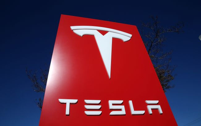 Tesla обвинила двух бывших сотрудников в масштабной утечке данных.