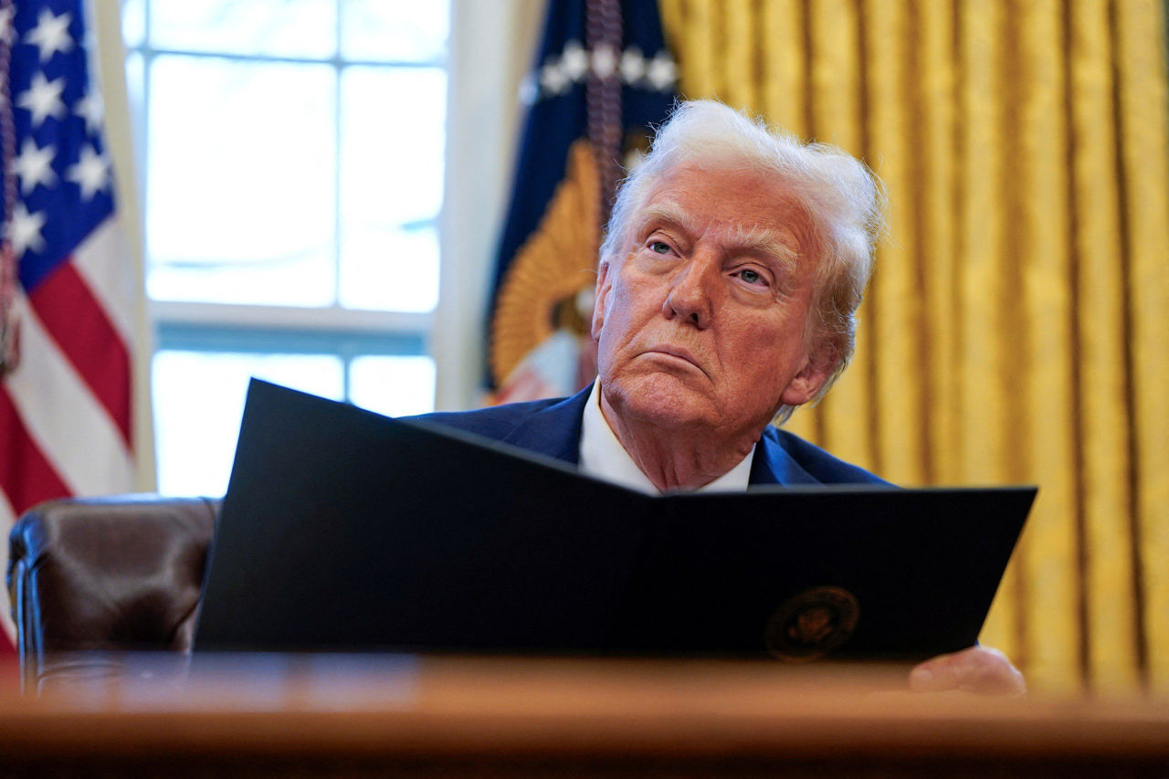 Trump: SUA ar putea elimina impozitul pe venit datorită taxelor vamale.