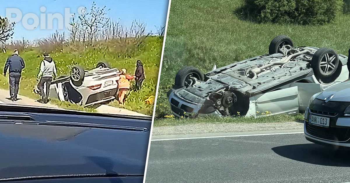 Un automobil s-a răsturnat pe acoperiș la Peresecina: Două persoane, rănite.