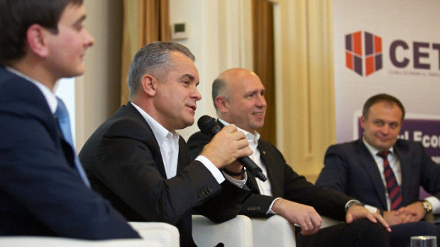 Dodon laudă actuala guvernare și recunoaște că s-a făcut regulă. Foto: Diez.md