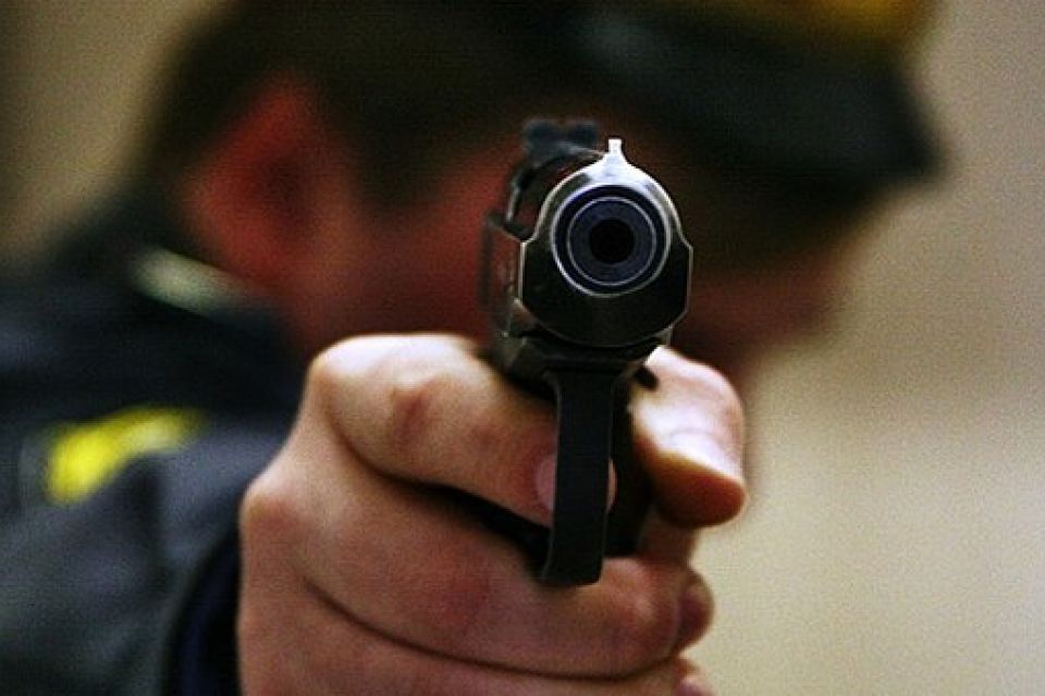 Victima își sărbătorea ziua de naștere iar în ospeția a venit un vecin care a fost pus la masă.
