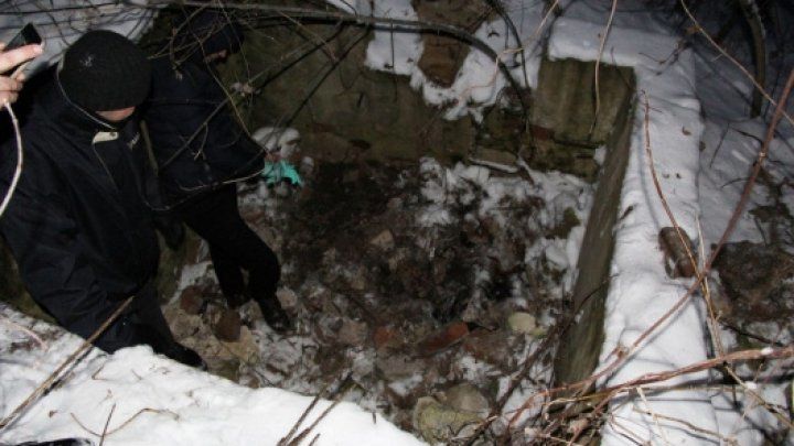 В Кагуле мужчина убил бездомного и спрятал его тело в канализационной канаве.