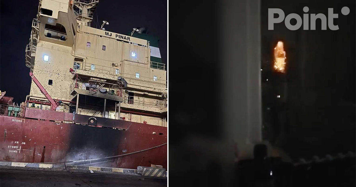 Patru membri ai echipajului unei nave de marfă au murit în urma loviturii asupra portului Odesa.