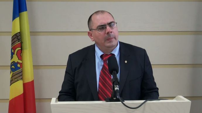 La rândul său, fostul deputat susţine că nu este vorba de ofensă, ci de critici la adresa oamenilor legii.