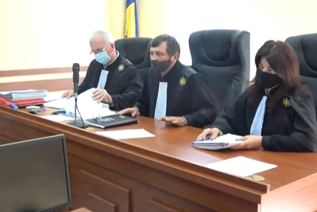 АП рассматривает жалобу DA: Заявление об отводе судей отклонено.