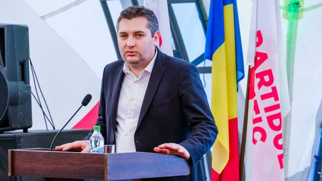 CSJ a susținut decizia CEC privind anularea înregistrării candidatului Victor Perțu.
