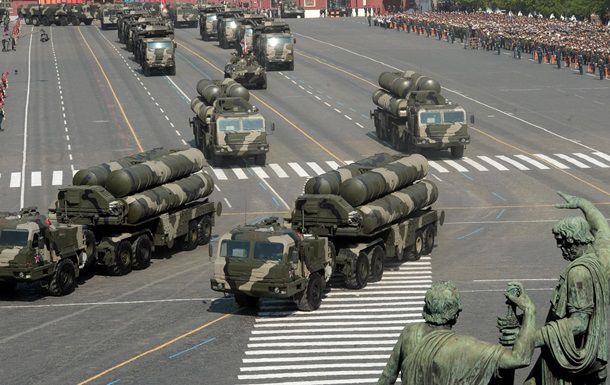 В Минобороны РФ сочли это "самым агрессивным шагом со времени холодной войны".