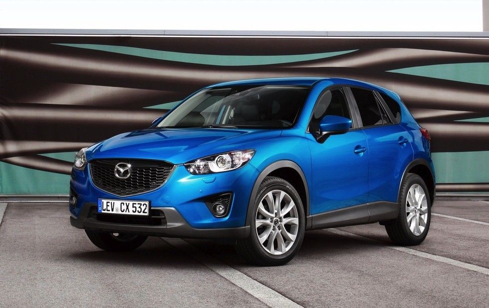 Mazda отзывает 2,3 млн машин из-за коррозии и проблем с дизелем.