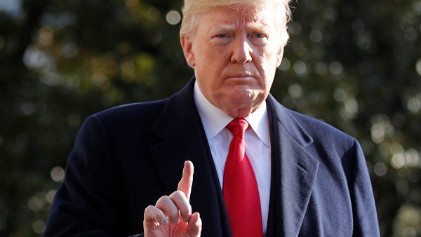 Трамп отменил рождественский прием для журналистов в Белом доме.