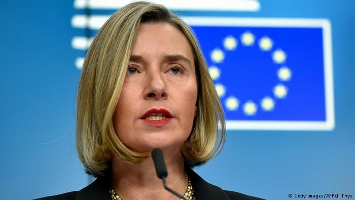 Могерини призвала Россию освободить жителей полуострова, задержанных после аннексии.