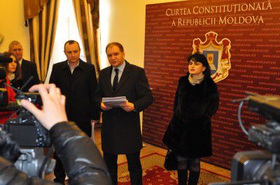 Potrivit socialiştilor, dreptul la asistenţa medicală este garantat de Constituţia RM. Foto: tribuna.md