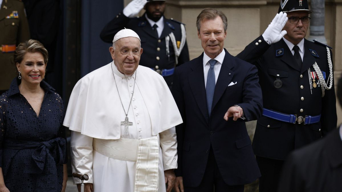 Papa de la Roma a îndemnat Europa să devină un far al păcii și o casă primitoare pentru migranți.