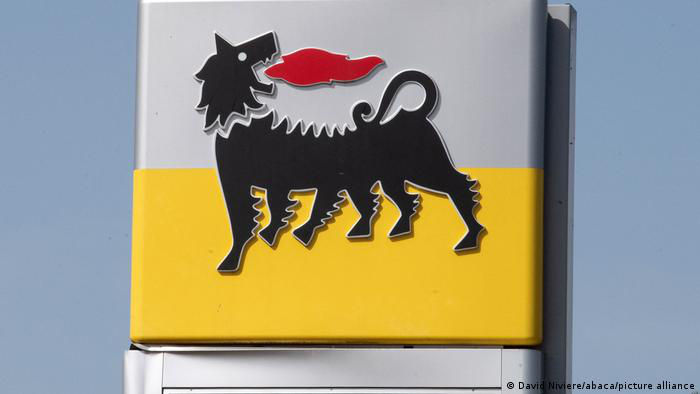 Итальянская Eni открывает счета в "Газпромбанке".
