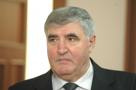 Alexei Roibu, a fost angajat în calitate de șef al serviciului de securitate al „Moldova Agroindbank”.