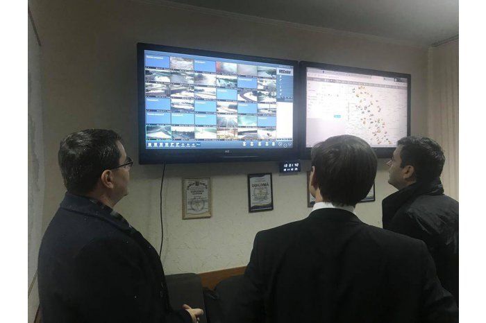 Министр экономики нанес внезапный визит в Госадминистрацию автодорог.