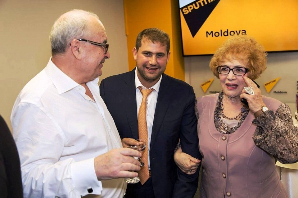 Упомянутый в отчете Kroll руководитель Sputnik Moldova подал в отставку.