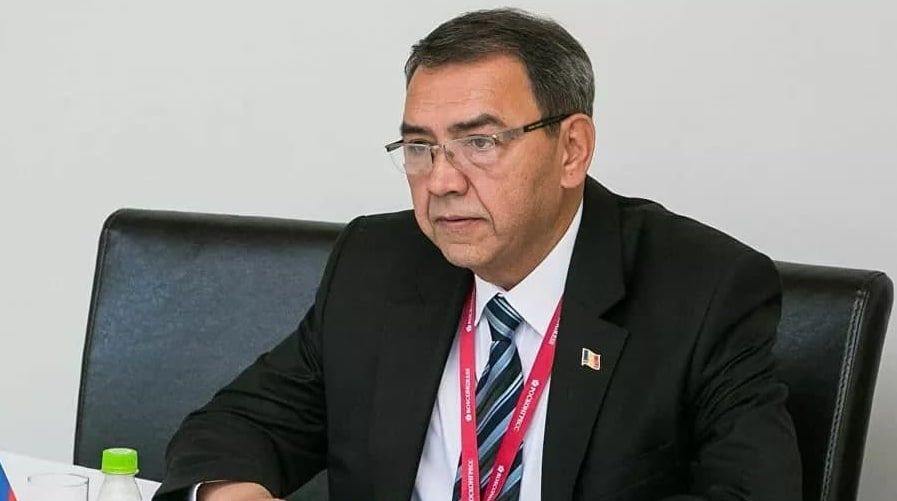 Головатюк ожидает инструкций МИДЕИ в связи со своим отзывом.