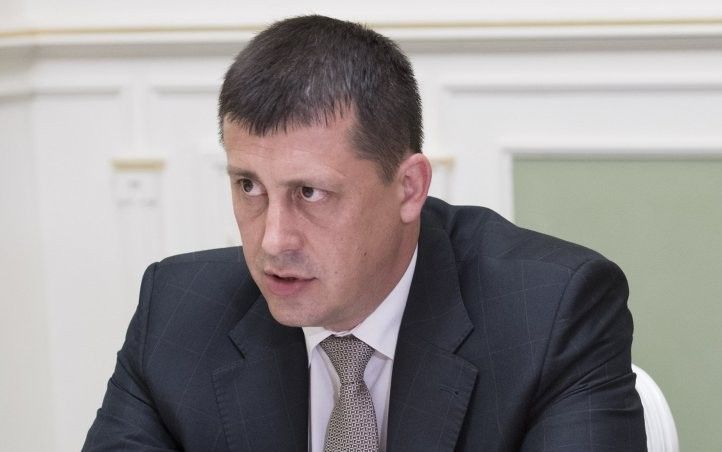 Украинская полиция задержала главного санитарного врача Святослава Протаса.