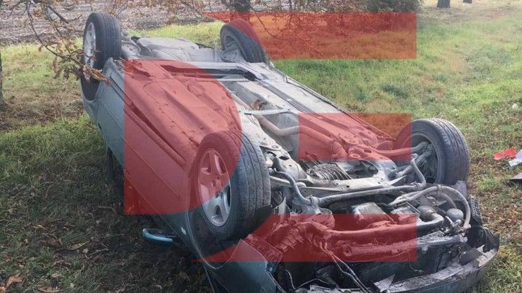 В Оргеевском районе перевернулся автомобиль: пострадал пассажир.