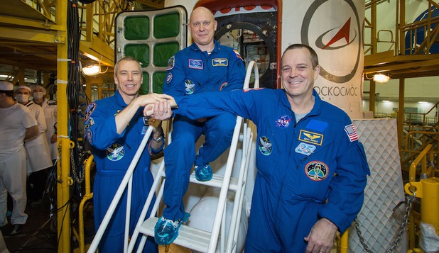 O rachetă Soyuz cu trei membri la bord va fi lansată astăzi către Staţia Spaţială Internaţională.