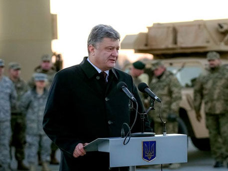 По убеждению Порошенко, цель действий Москвы в Сирии – отвлечь внимание от Украины. Фото: facebook.com