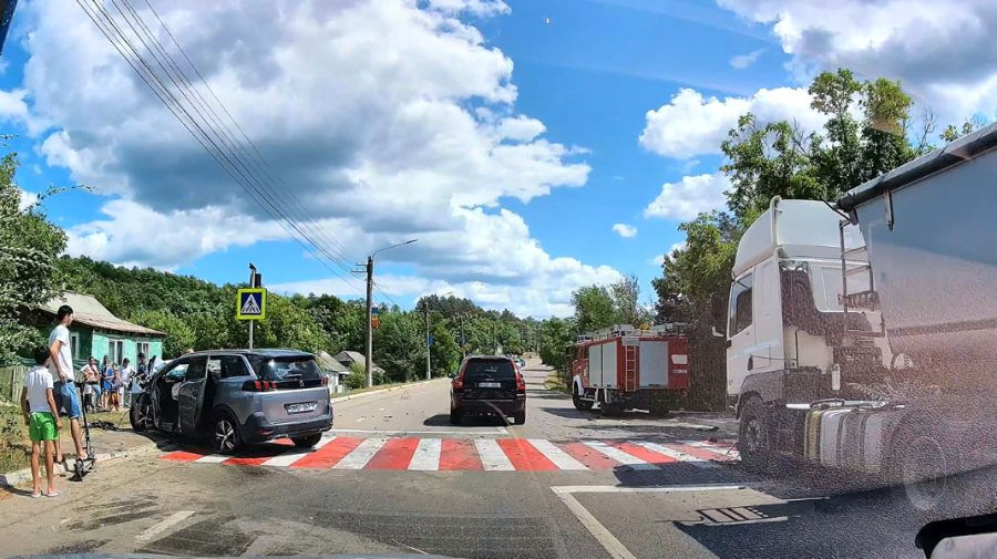 На трассе Кишинев — Скуляны произошло ДТП: пострадала женщина.