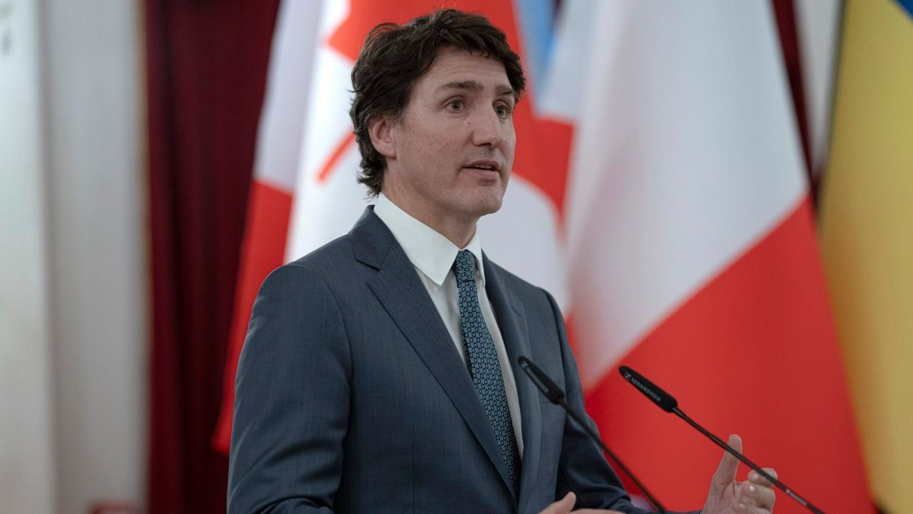 Trudeau anunță că Canada va impune taxe vamale asupra produselor americane.