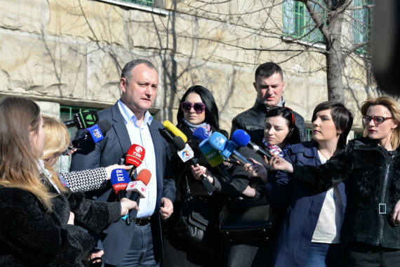 После этого НАЦ вызвал Додона на слушания в качестве свидетеля по данному делу.