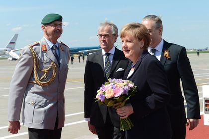 Ангела Меркель в аэропорту Внуково, 10 мая 2015 года. Фото:  РИА Новости