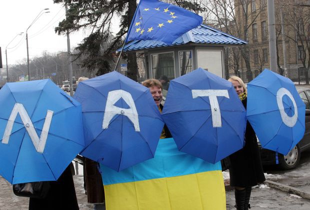 В НАТО рассмотрели заявку Украины на членство.