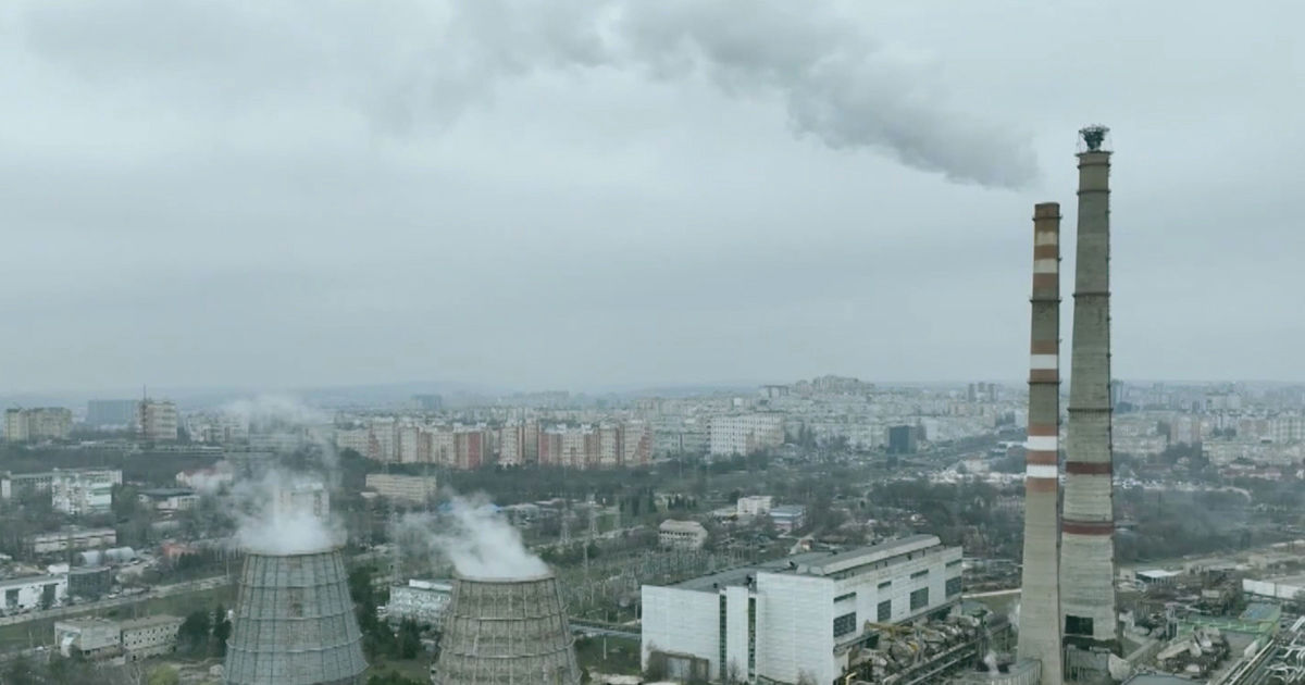 Alertă de poluare la Chișinău și Bălți: Aerul e greu de respirat.