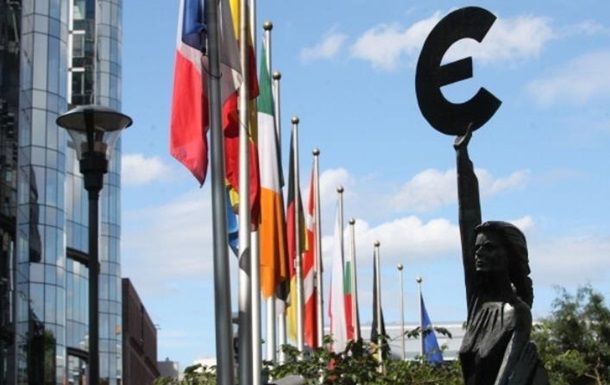 Европа одолжит Украине 600 миллионов евро.