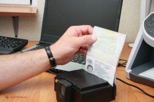 Doi cetățeni ai R. Moldova au încercat să intre pe teritoriul Ucrainei cu acte de identitate false. Foto: ziarulnational.md